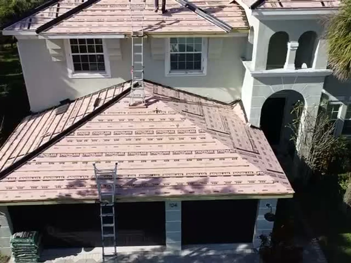 METAL TILE ESTATE ROOF before work began